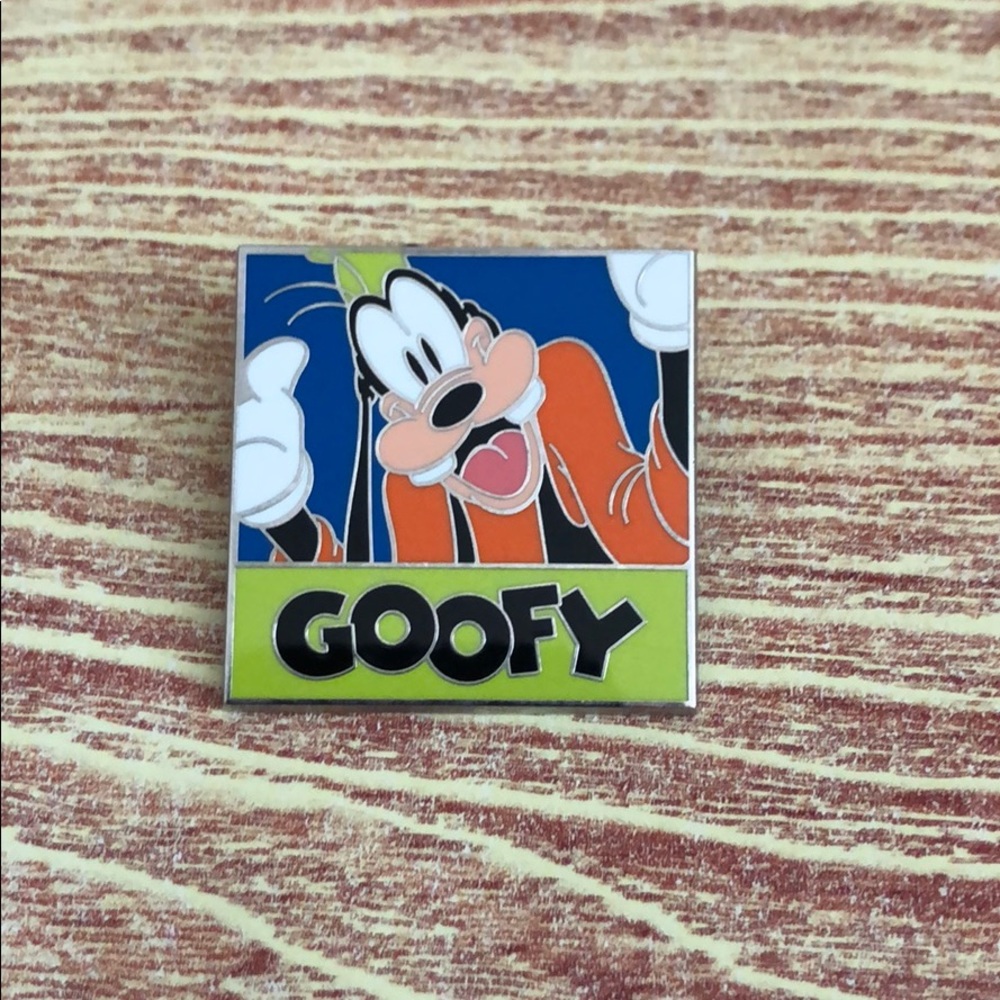 Goofy Disney Trading Pin